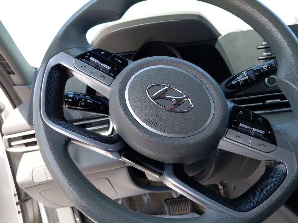 Hyundai Elantra SMART  2021 image