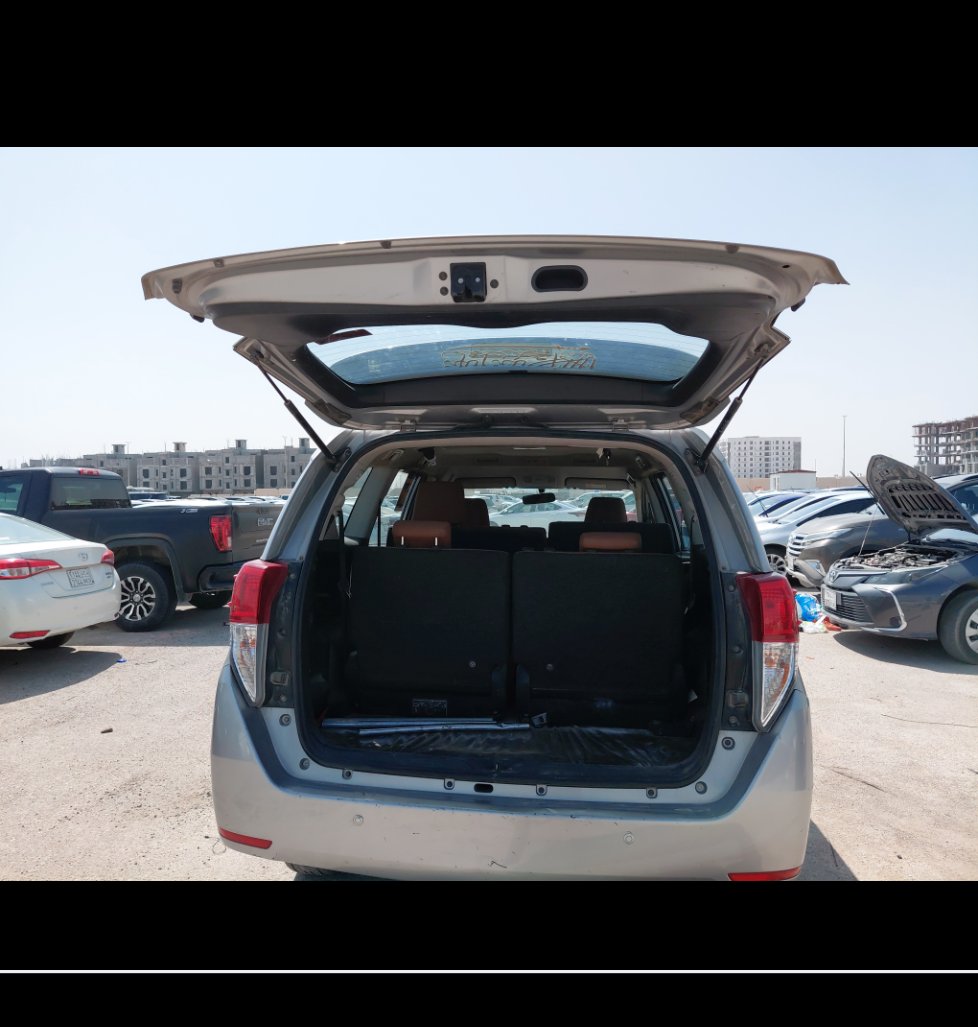 Toyota Innova  STD MPV  2021 image