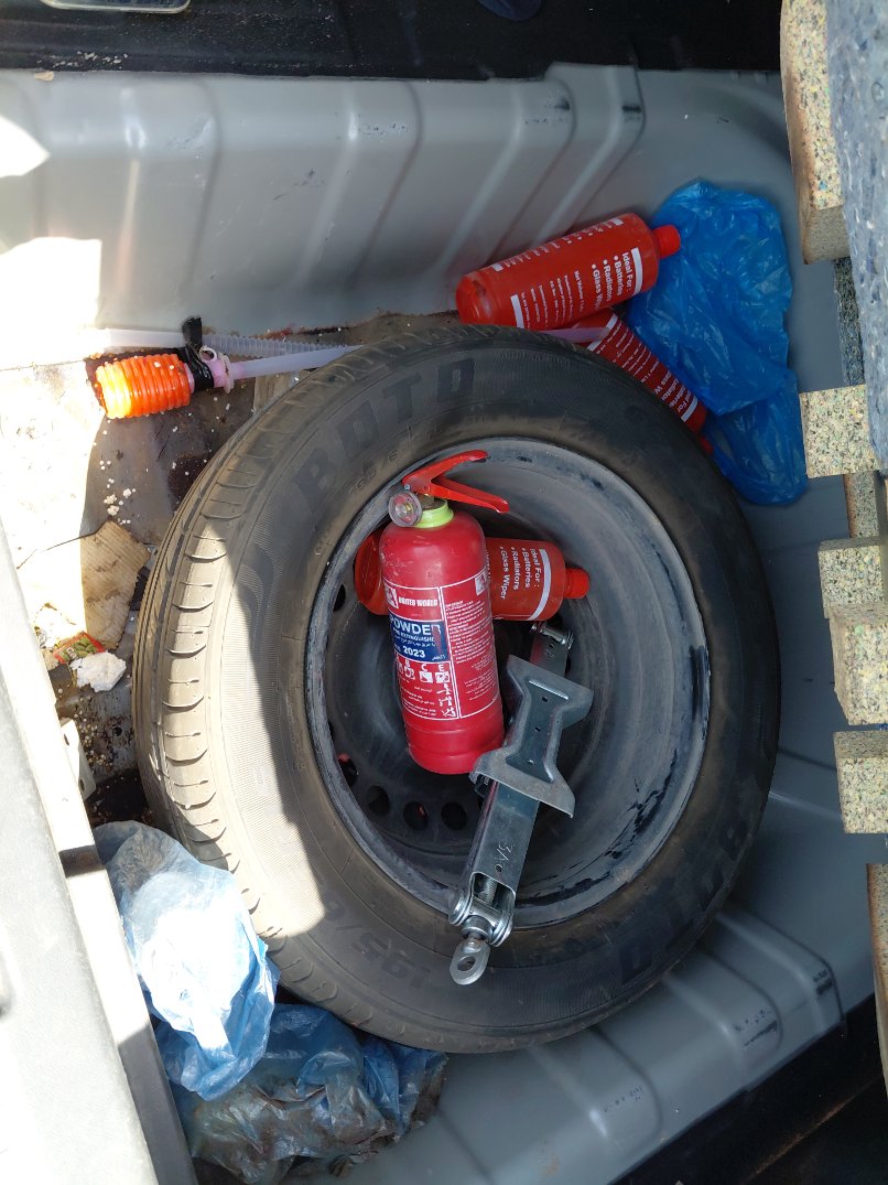 تويوتا يارس Y 2024 image