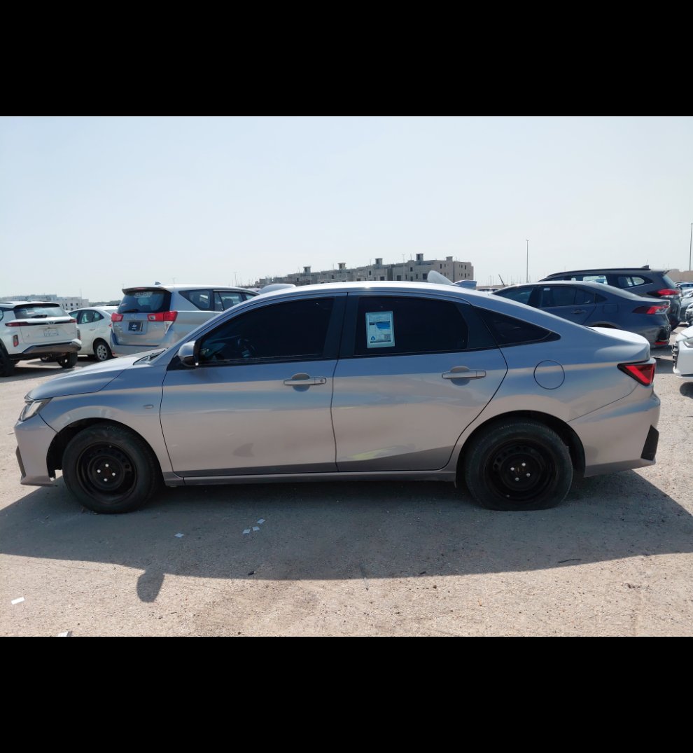 تويوتا يارس Y 2024 image