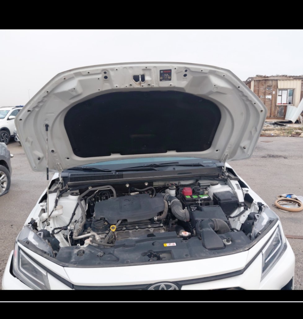 Toyota Yaris Y  2023 image