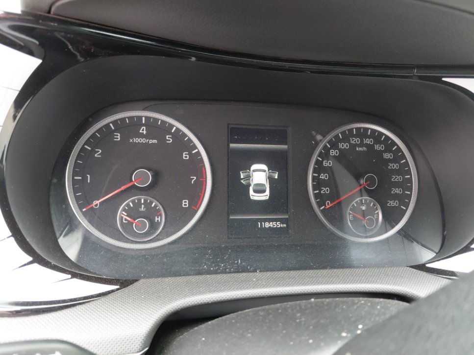 KIA K5 LX 2023 image