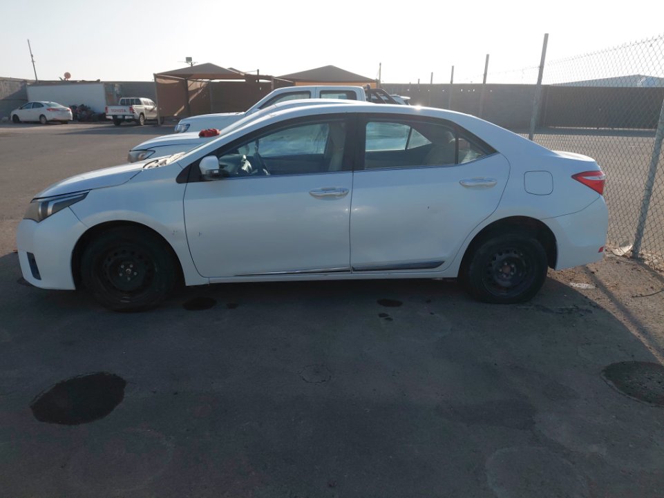 Toyota Corolla GLI 2015 image