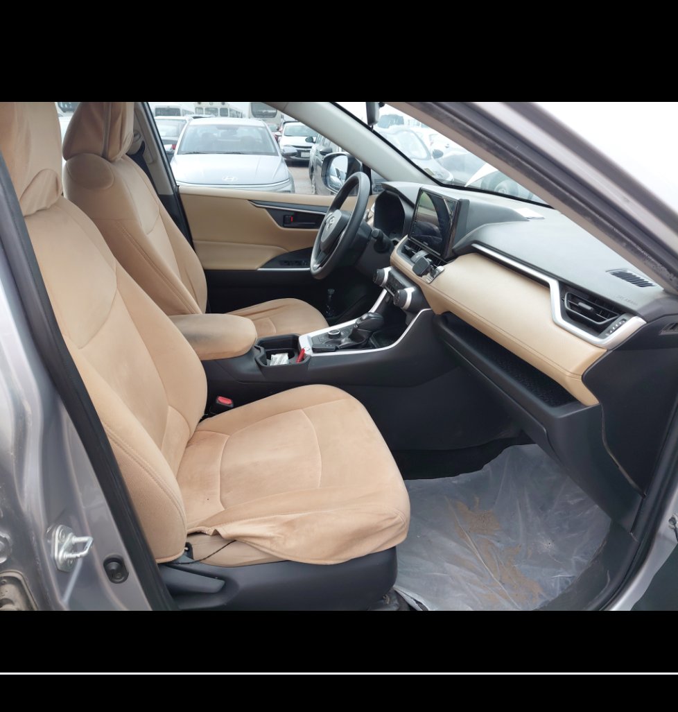 Toyota RAV4  LE HEV SPORTS 2020 image