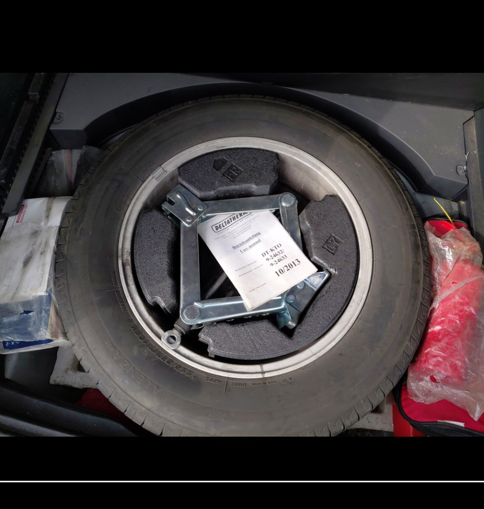 Toyota RAV4  LE HEV SPORTS 2020 image