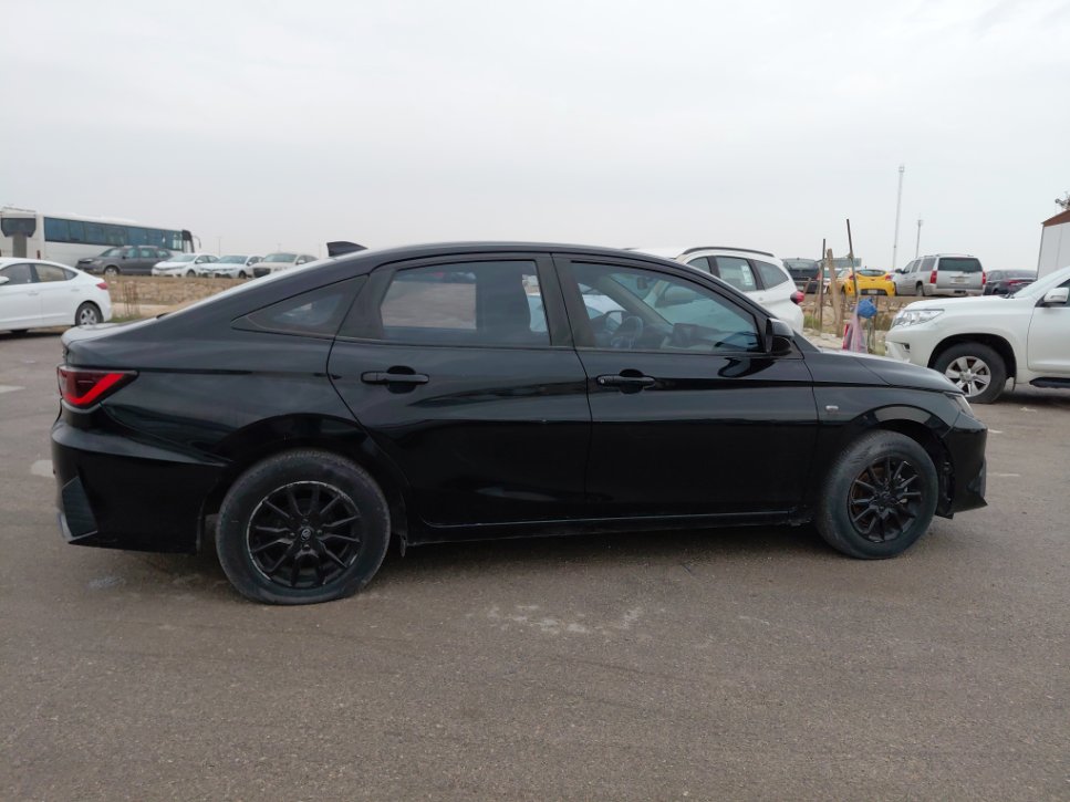 Toyota Yaris Y 2023 image