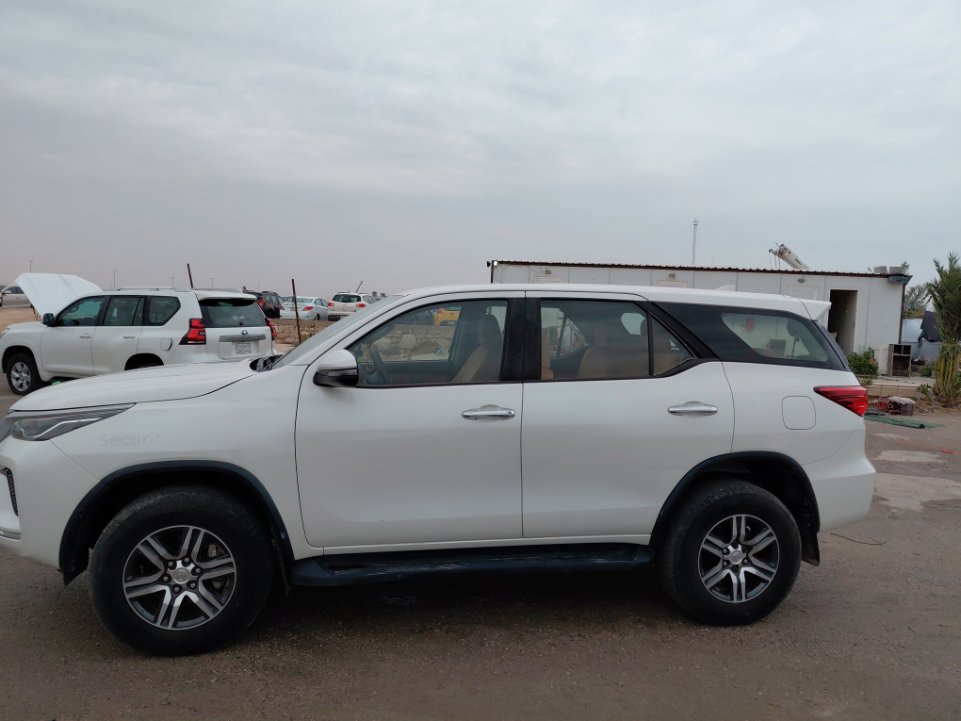 Toyota Fortuner GX2 SPORTS UTILITY 2021 image