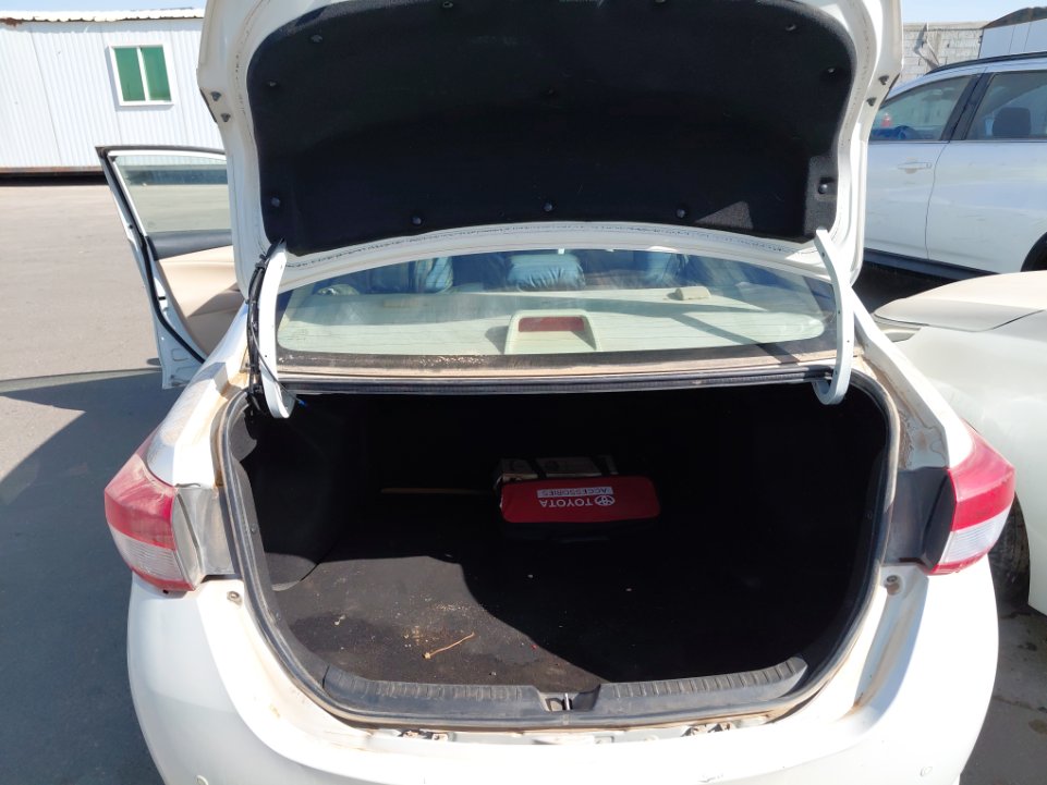 Toyota Yaris Y 2018 image