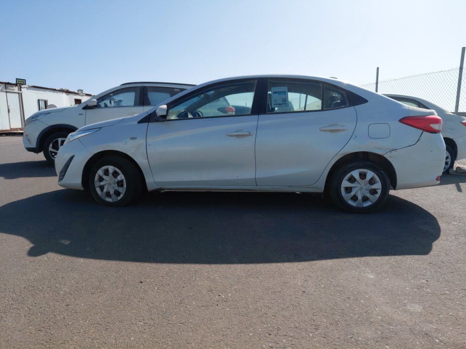 Toyota Yaris Y 2018 image