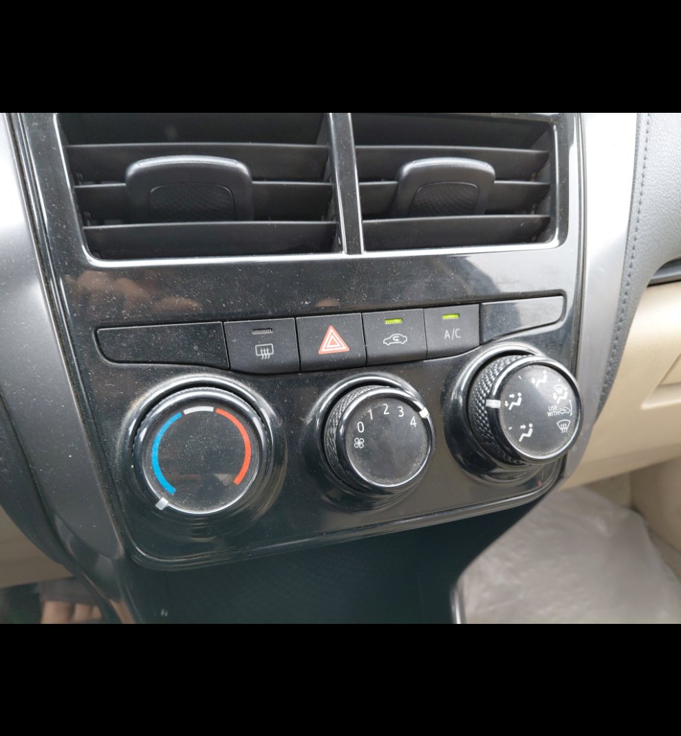 Toyota Yaris Y 2021 image