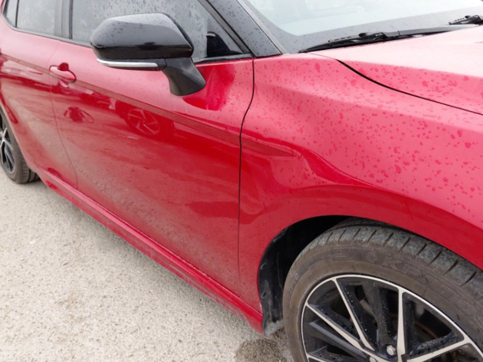 Toyota Camry SE 2021 image