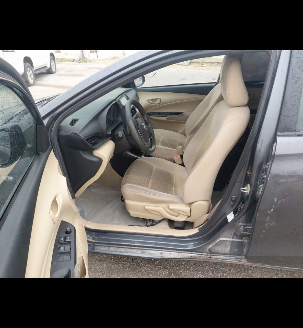 Toyota Yaris Y 2021 image