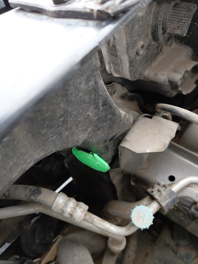 كيا بيجاس  GL  2024 image