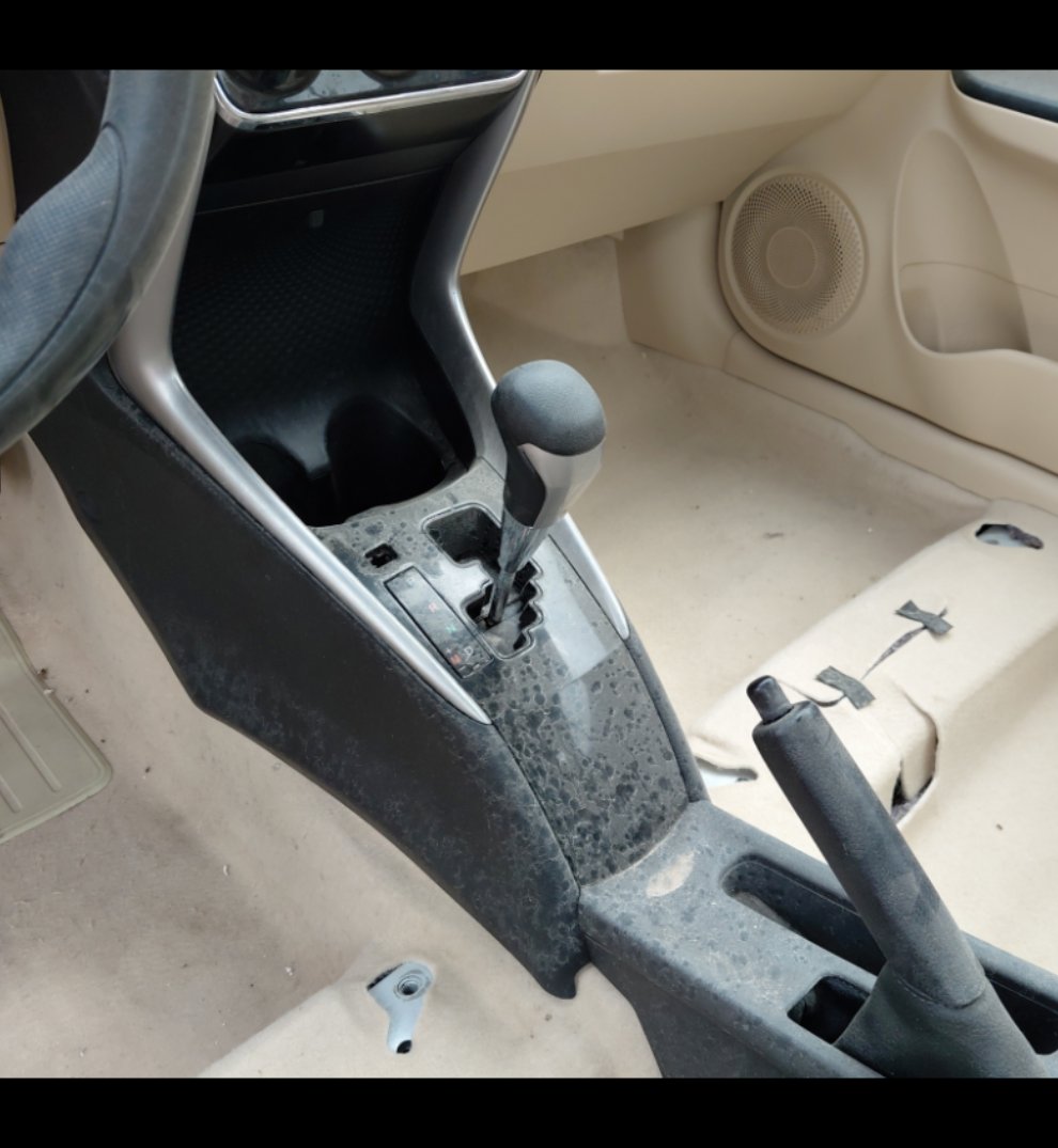 تويوتا يارس  Y  2020 image