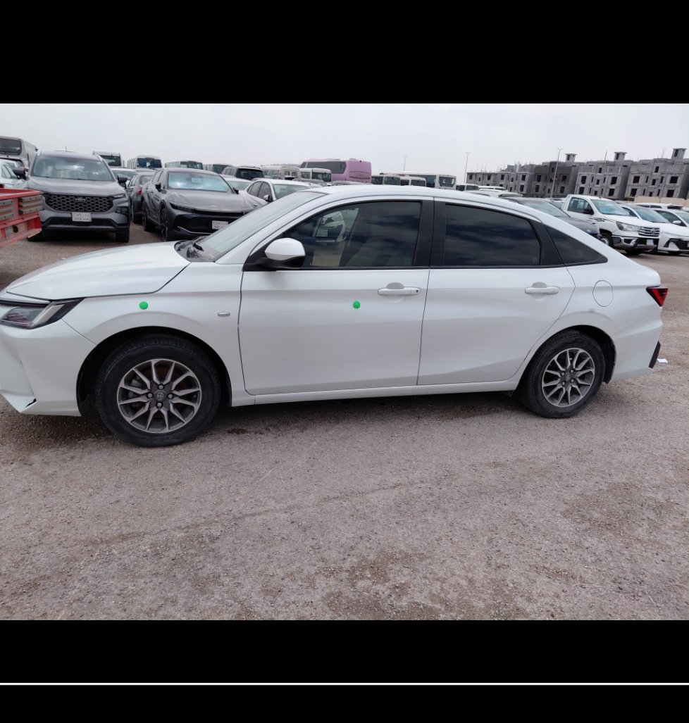 Toyota Yaris Y  2023 image