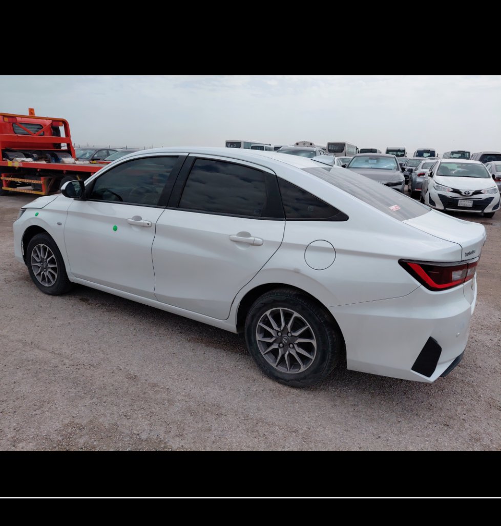 Toyota Yaris Y  2023 image