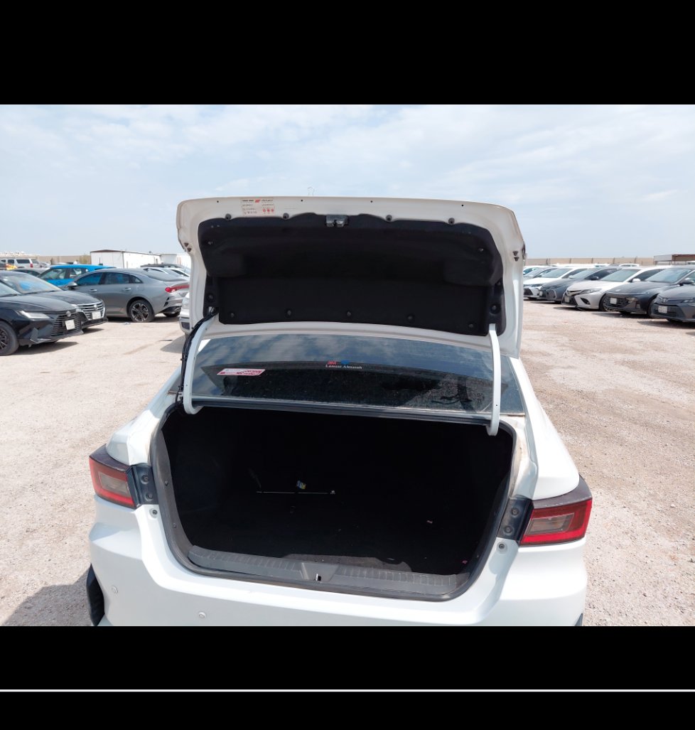 Toyota Yaris Y  2023 image