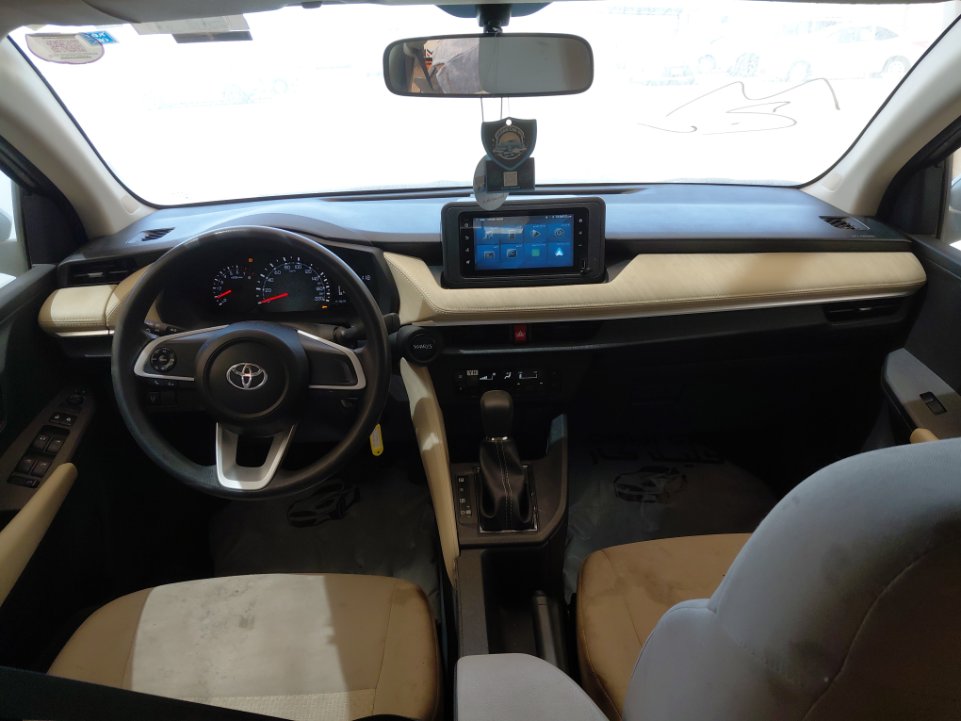 Toyota Yaris Y 2024 image