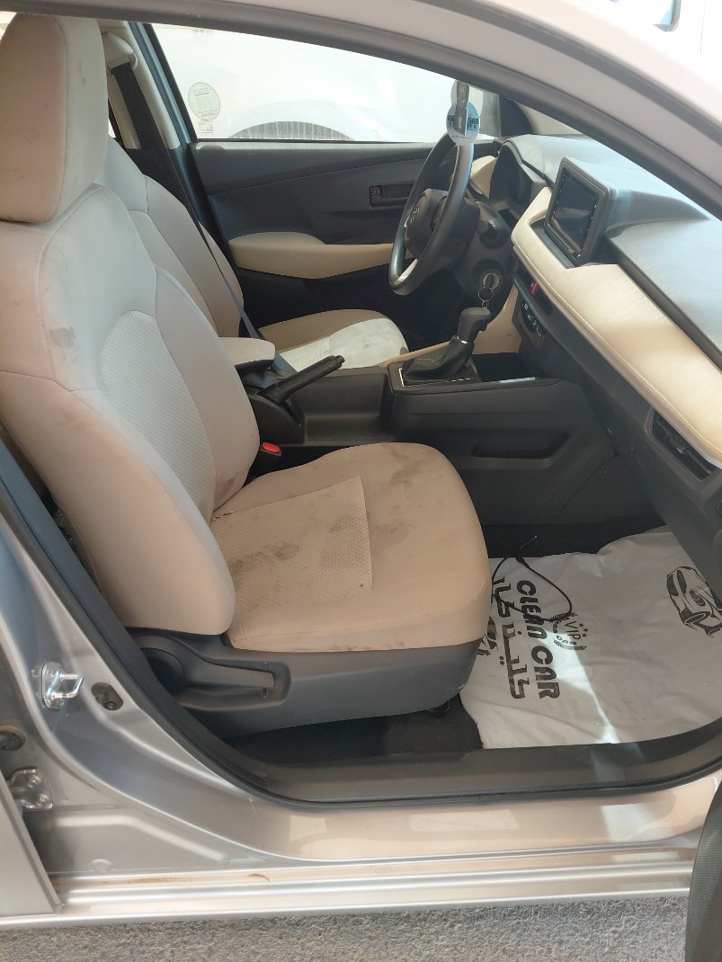 Toyota Yaris Y 2024 image