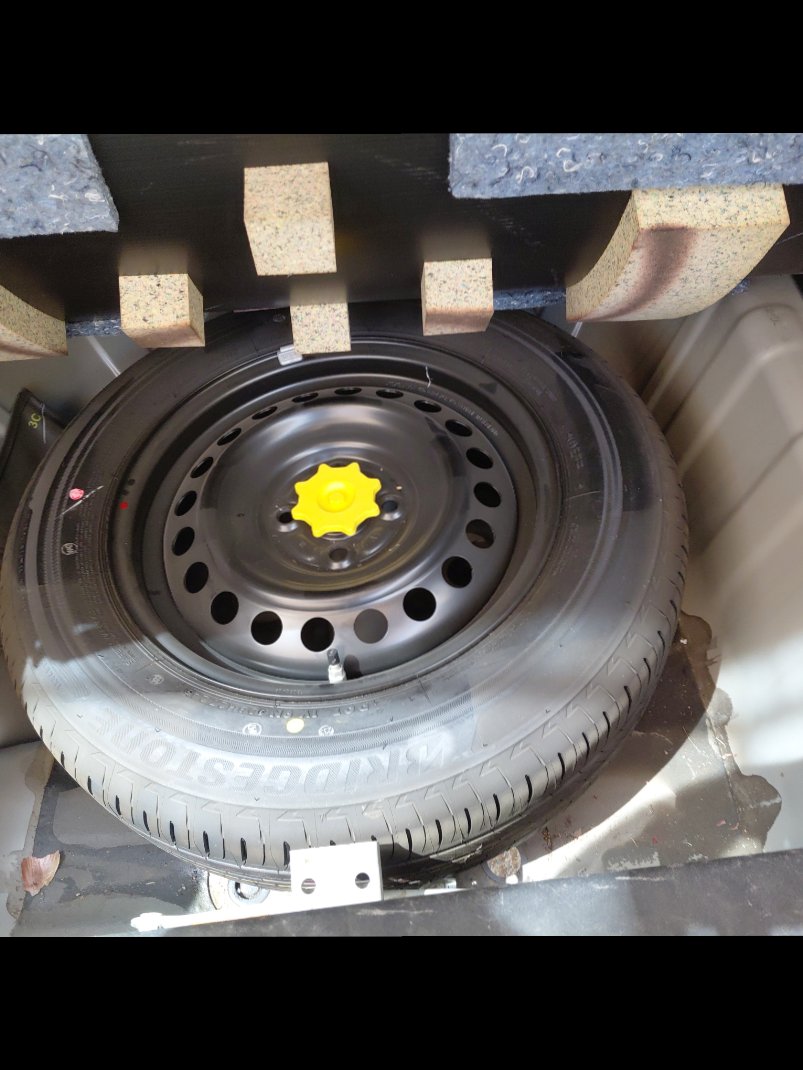 Toyota Yaris Y 2024 image