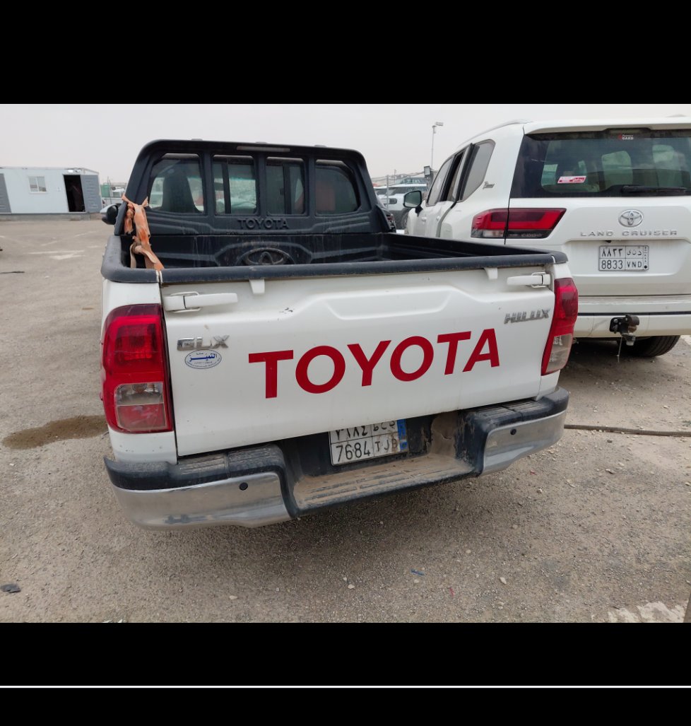Toyota Hilux  2022 image