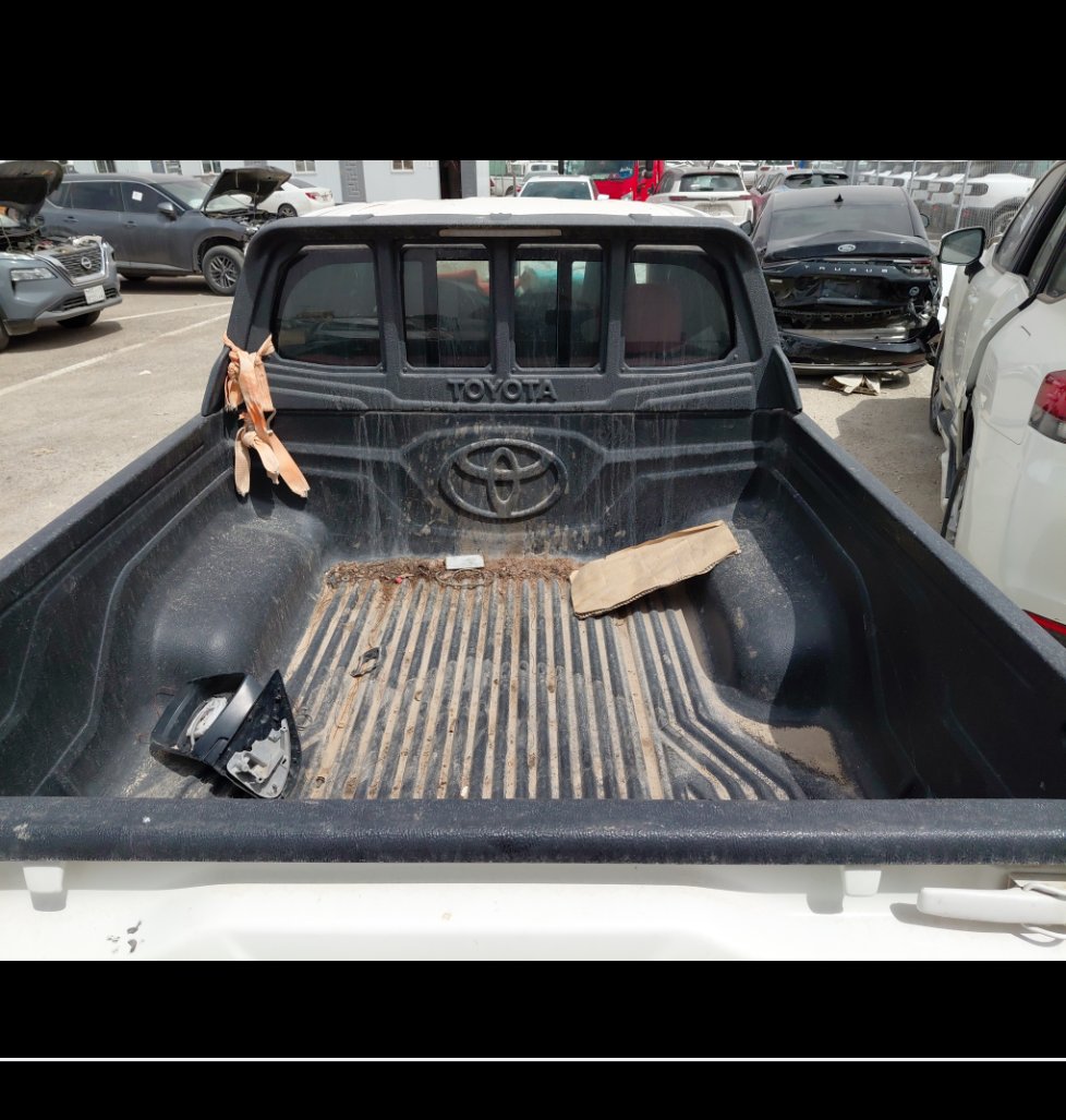 Toyota Hilux  2022 image