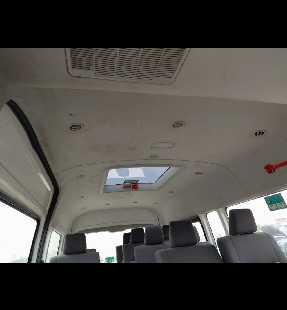 Toyota Hiace Bus  2023 image