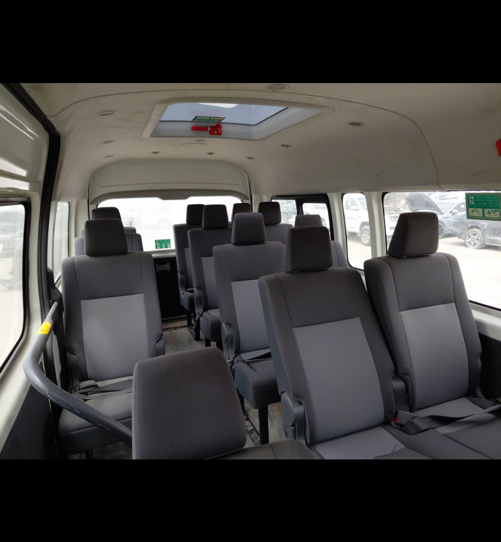 Toyota Hiace Bus  2023 image