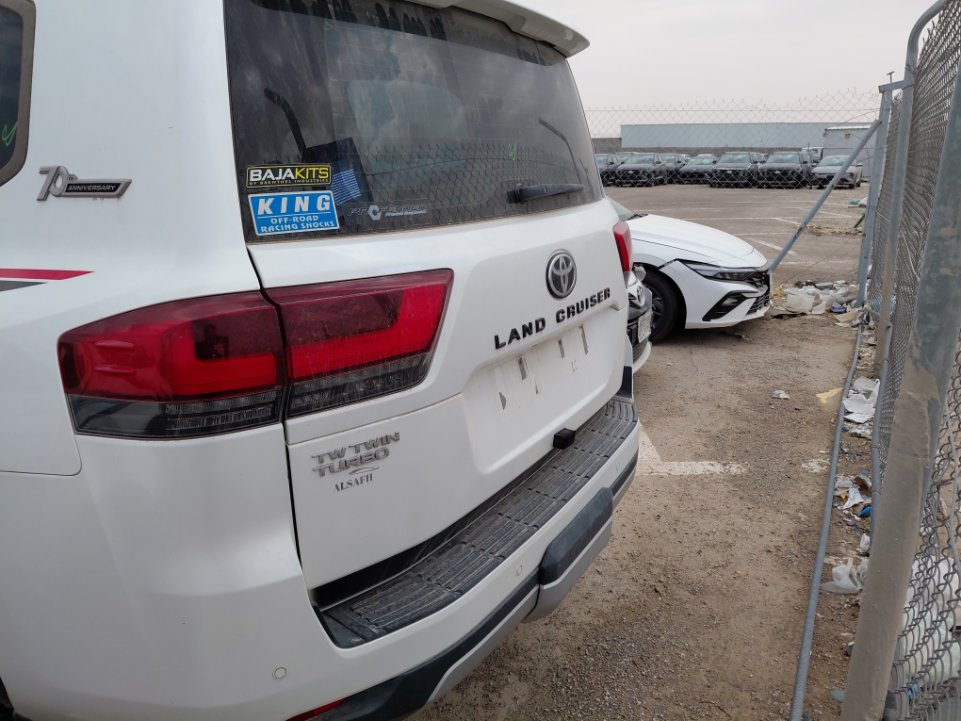 Toyota Land Cruiser  2022 image