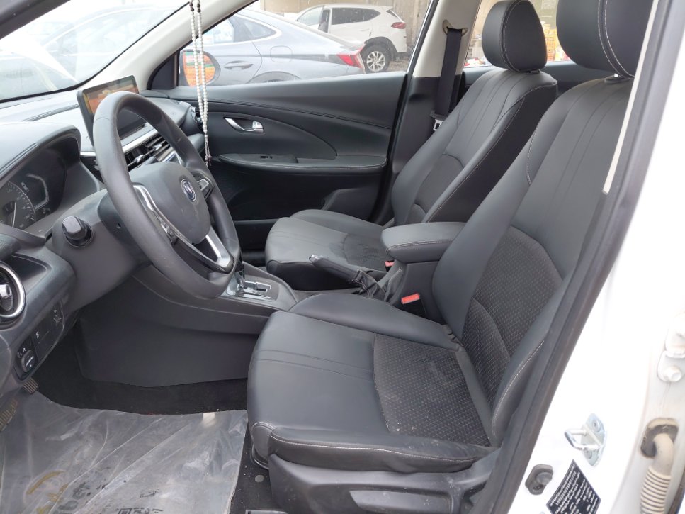 Changan Alsvin فل كامل 2025 image