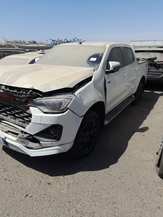 ايسوزو ديماكس  2025 image