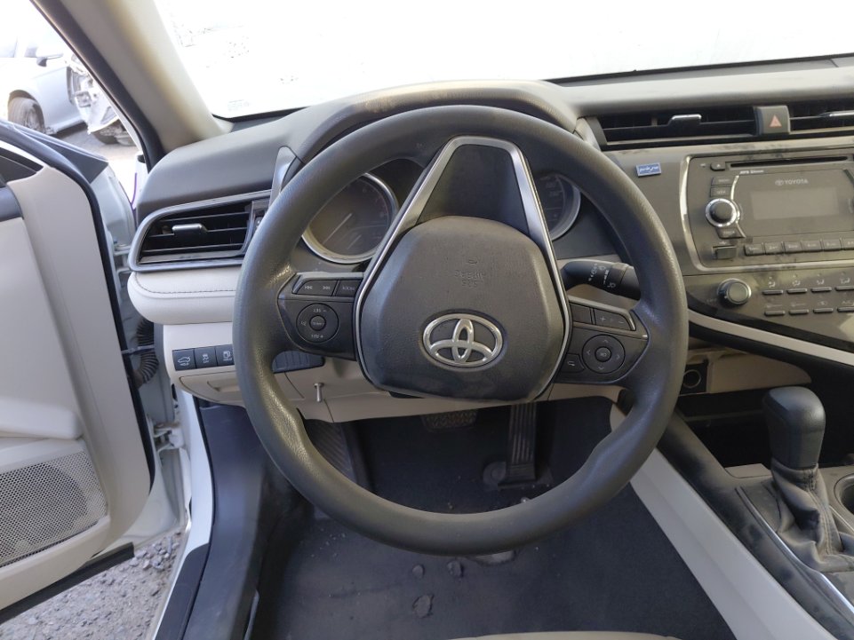 Toyota Camry  2019 image