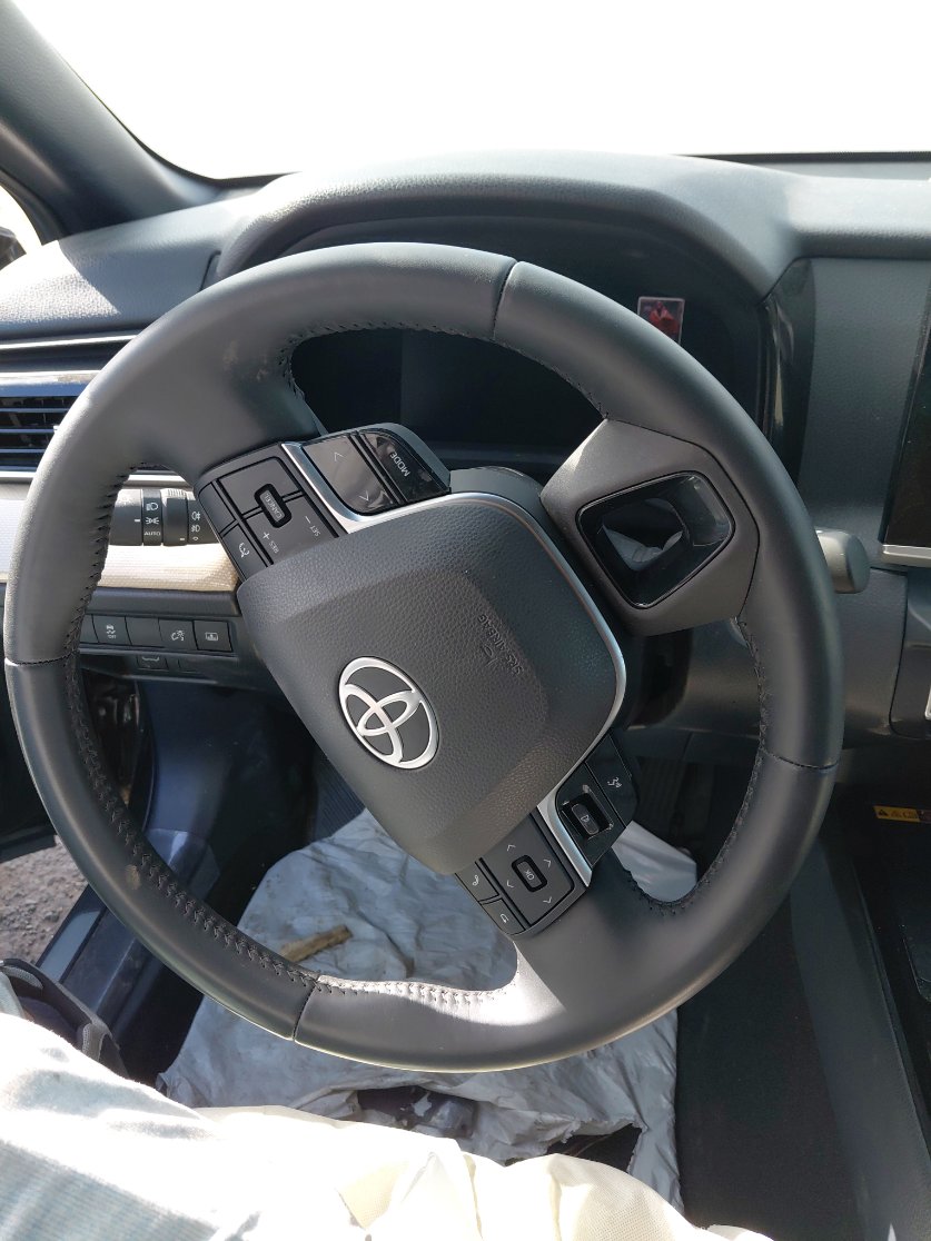 Toyota Camry  2025 image