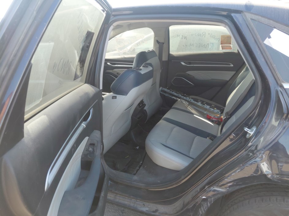 Geely Emgrand  2022 image