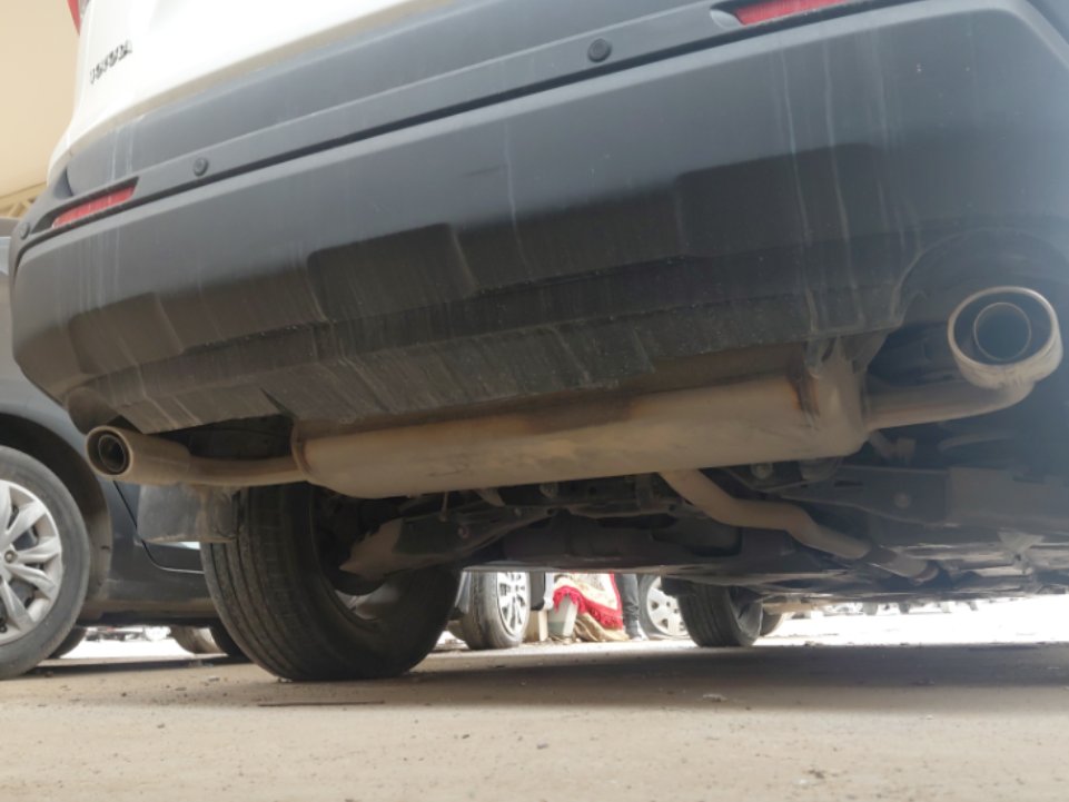 Toyota RAV4  XLE Sports Ut 2020 image