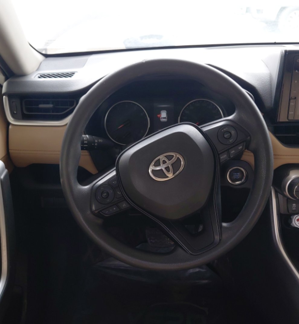 Toyota RAV4  XLE Sports Ut 2020 image