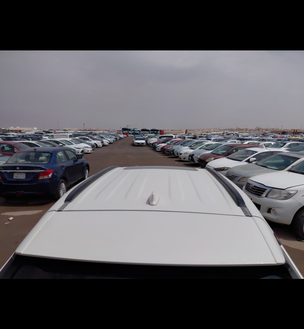 Toyota RAV4  XLE Sports Ut 2020 image