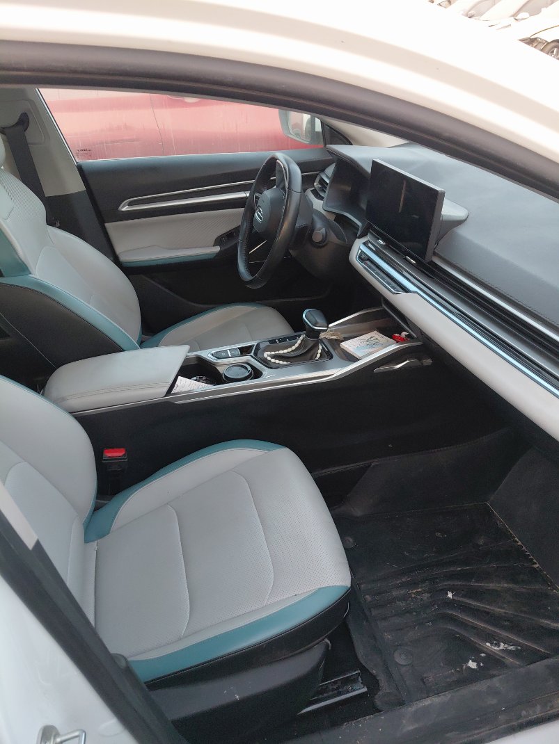 Geely Emgrand  2025 image