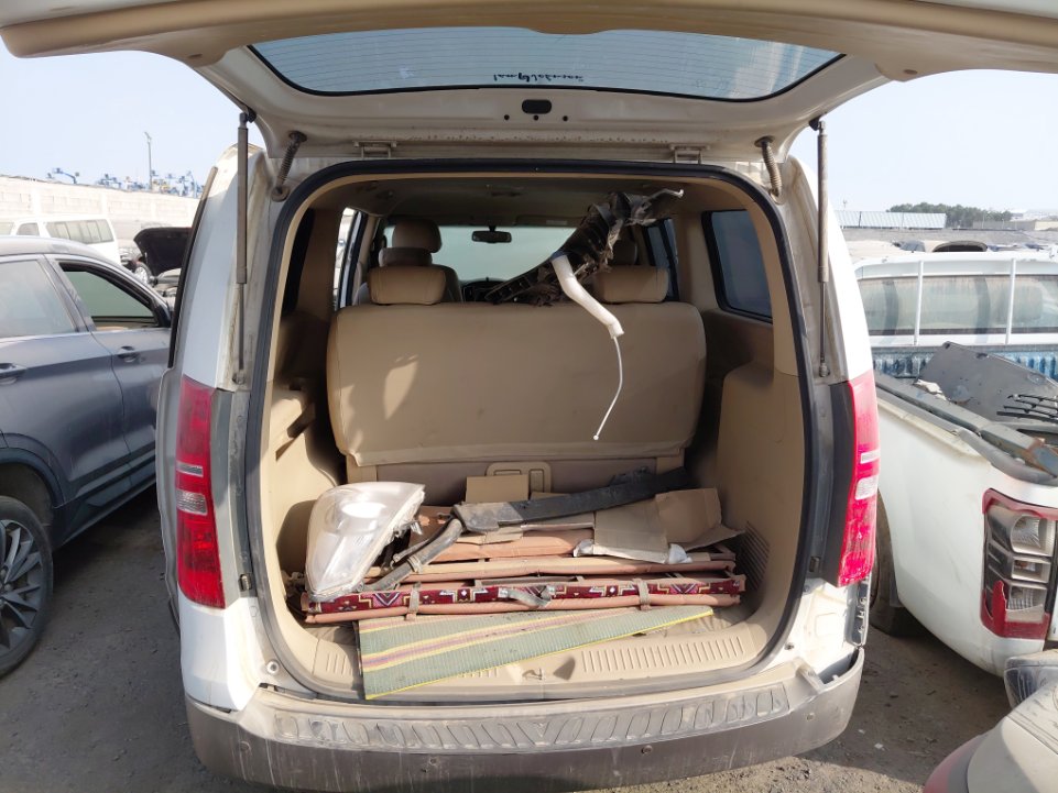 Hyundai H1  2017 image