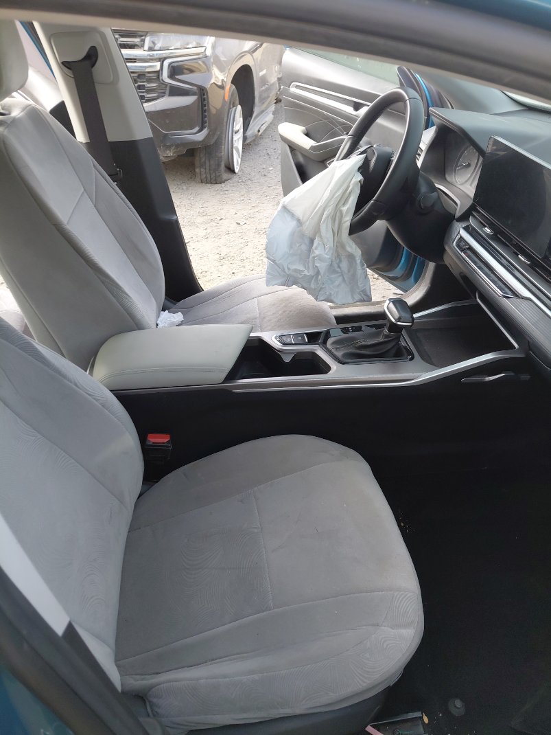 Geely Emgrand  2023 image