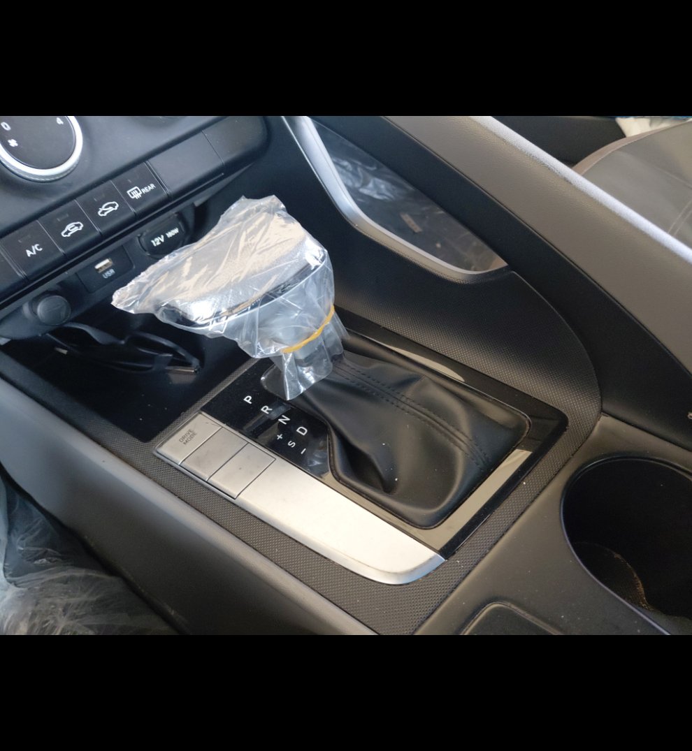 Hyundai Elantra GL  2023 image