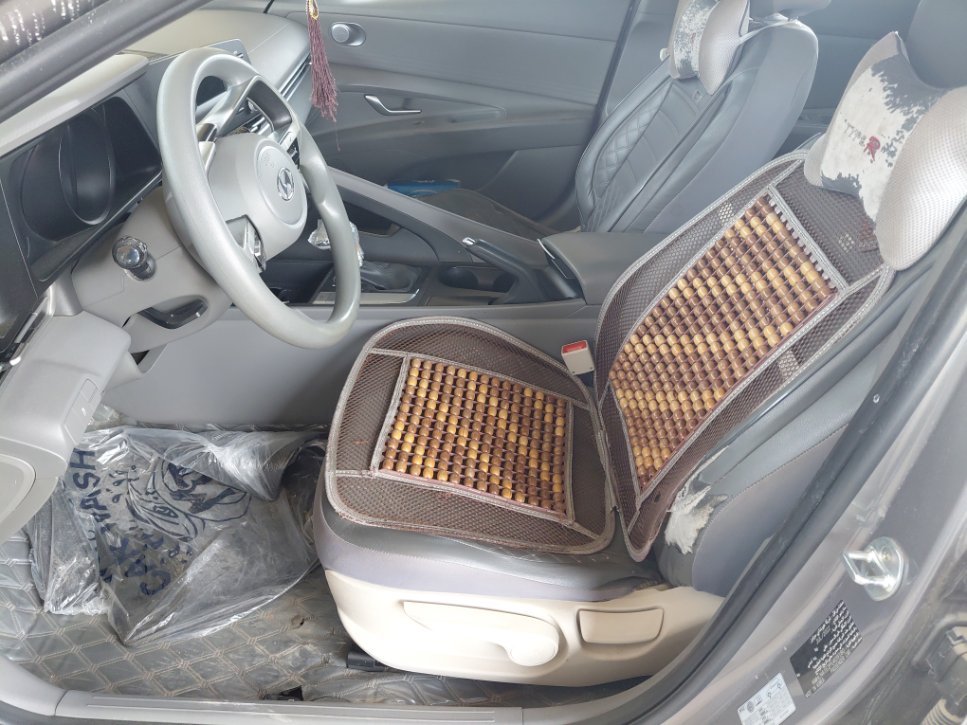 Hyundai Elantra GL  2023 image