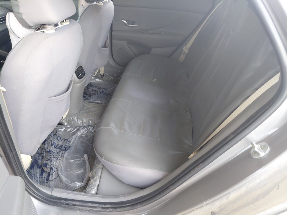 Hyundai Elantra GL  2023 image