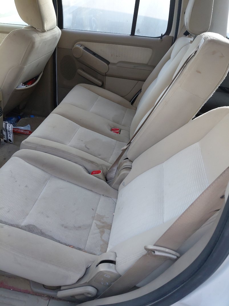 Ford Explorer  2010 image