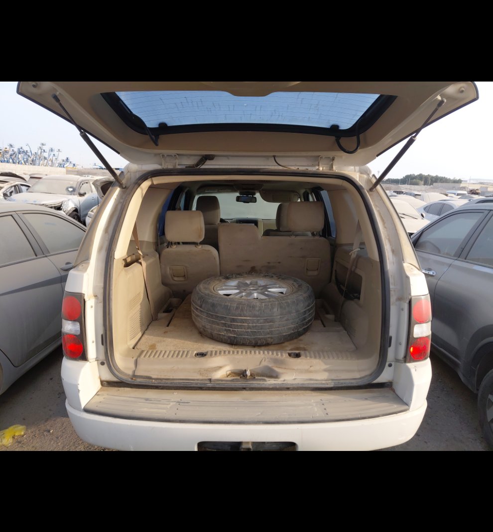Ford Explorer  2010 image