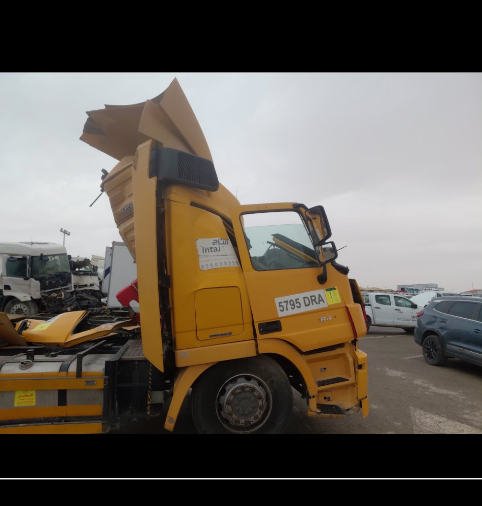 Mercedes Actros  2014 image