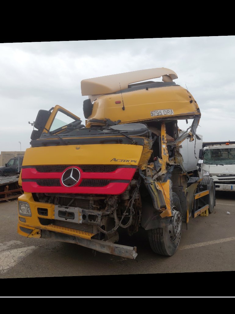 Mercedes Actros  2014 image