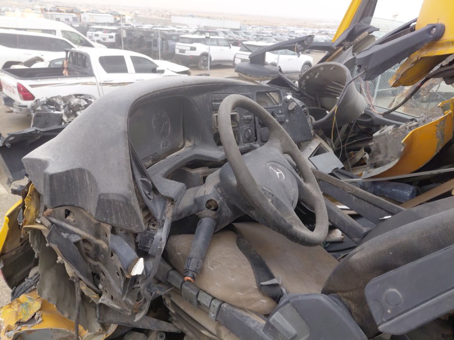 Mercedes Actros  2014 image