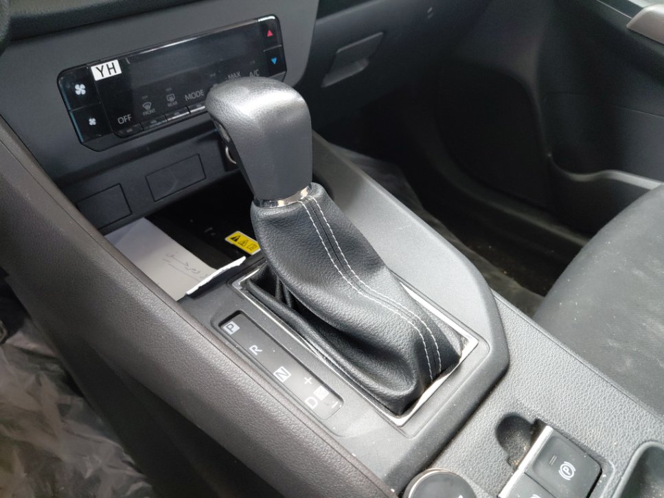 Toyota Yaris Y PLUS 2024 image