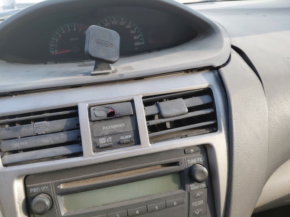 Toyota Yaris  2012 image